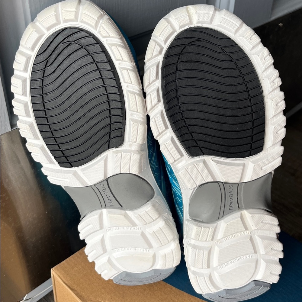Nautilus Safety Footwear NEW N1081 Steel-toe Slip Resistant Teal Women's Sz 5 - Picture 5 of 8